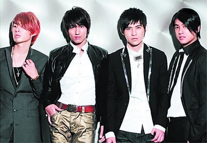 F4